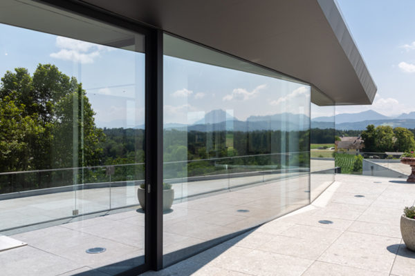 GS Frame Glasfassade Bodenbuendig Glasfassade Modern Wohnbereich Offen Rahmenlos