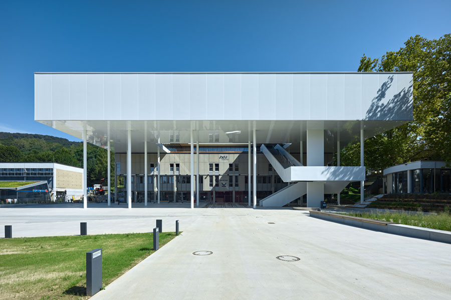 Johannes Kepler Universität Hinterlueftete Fassade Etalbond Fassadenverkleidung Aluminum Verbundplatte Modern