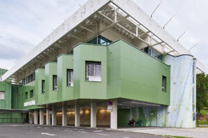 Etalbond LKH Südweststeiermark Fassadenplatten Hinterlueftete Fassade Firmengebaude Aluminium Verbundplatten Grün